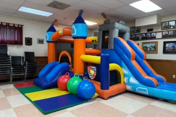 Mini Bounce House 3